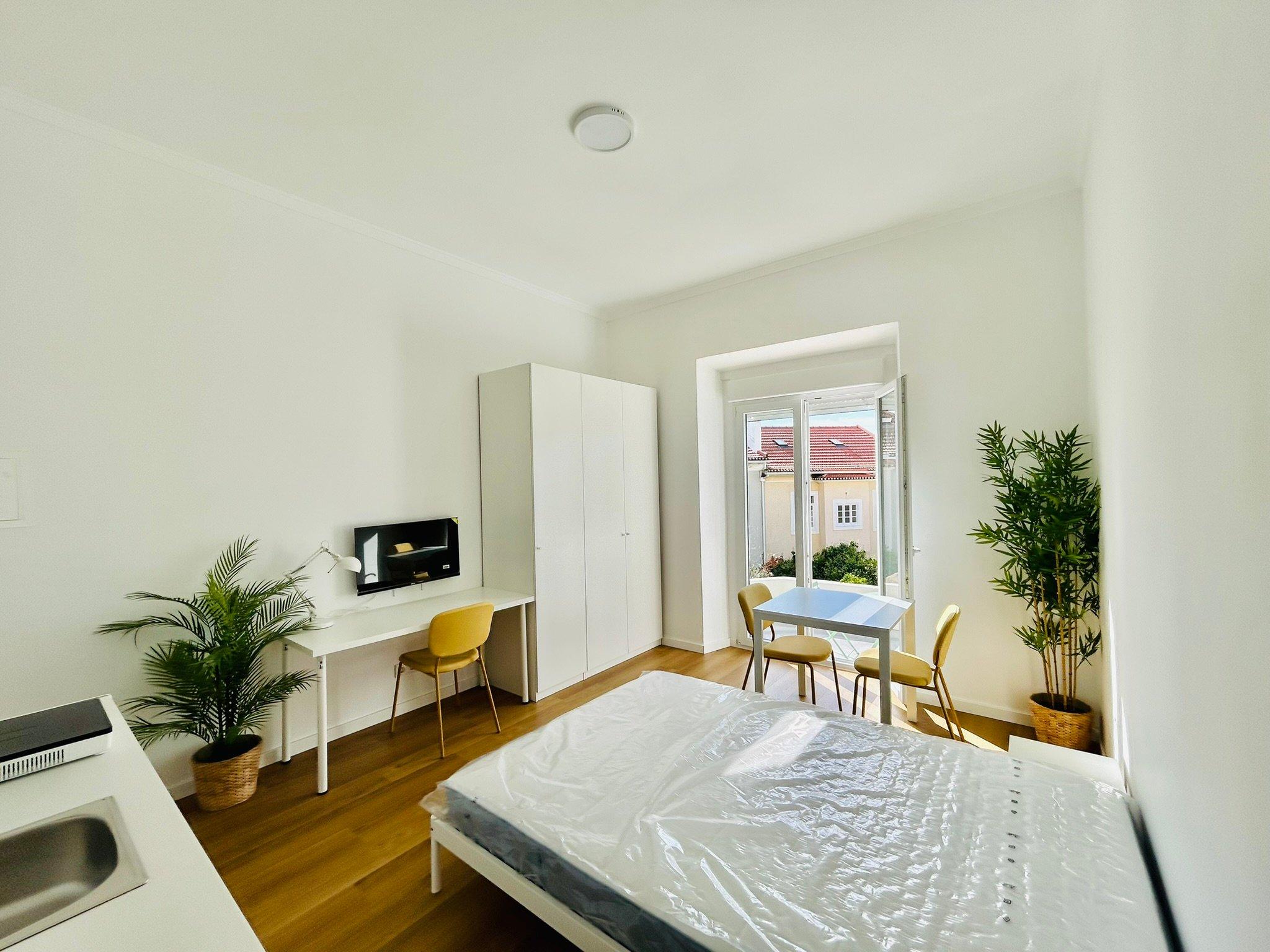 Studio CV C — studio para arrendar em Coimbra — Ladeira das Alpenduradas
